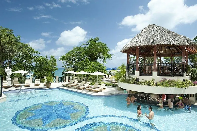 Hotel Sandals Grande Ocho Rios Beach &Villa Resort
