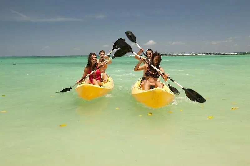 **** Hotel Sandals Grande Ocho Rios Beach &Villa Resort Jamaica