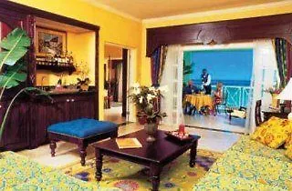 **** Hotel Sandals Grande Ocho Rios Beach &Villa Resort Jamaica